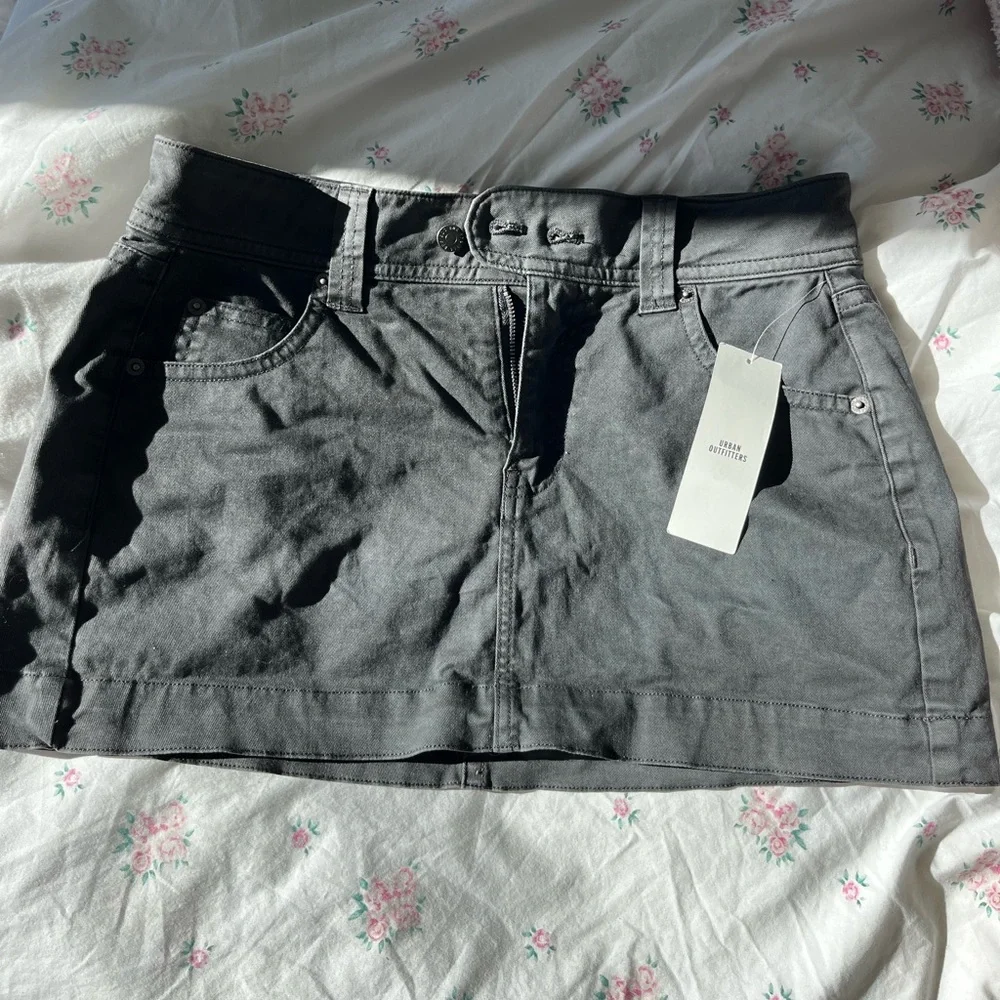 NWT Urban Outfitters cargo skirt - Picture 4 of 5